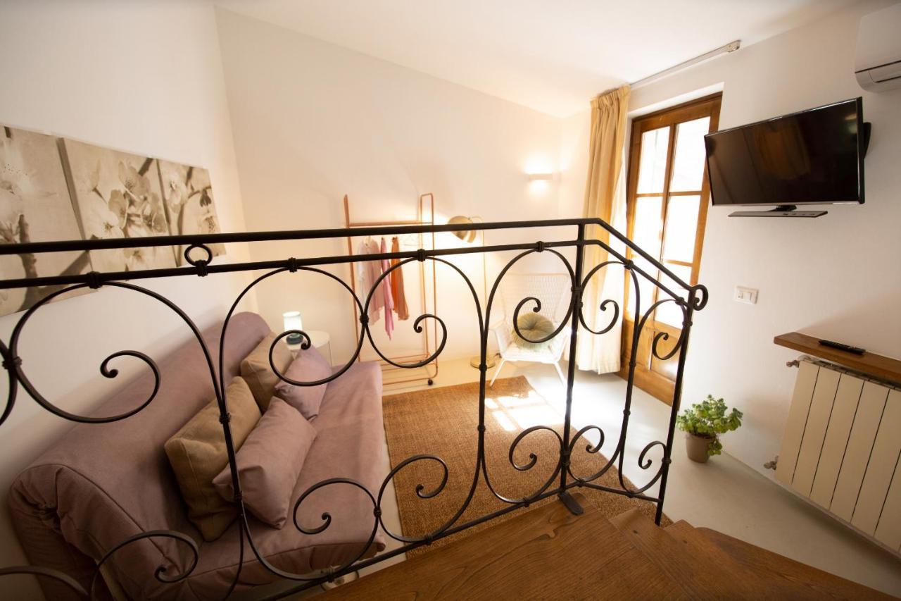 La Corticella Luxury Suite, With Terrace Lucca Ngoại thất bức ảnh